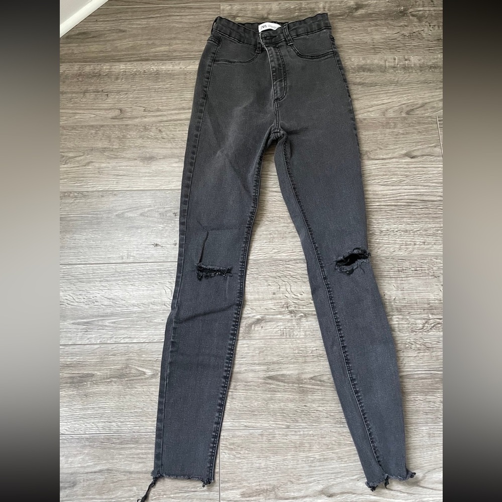 Zara skinny jeans size 2